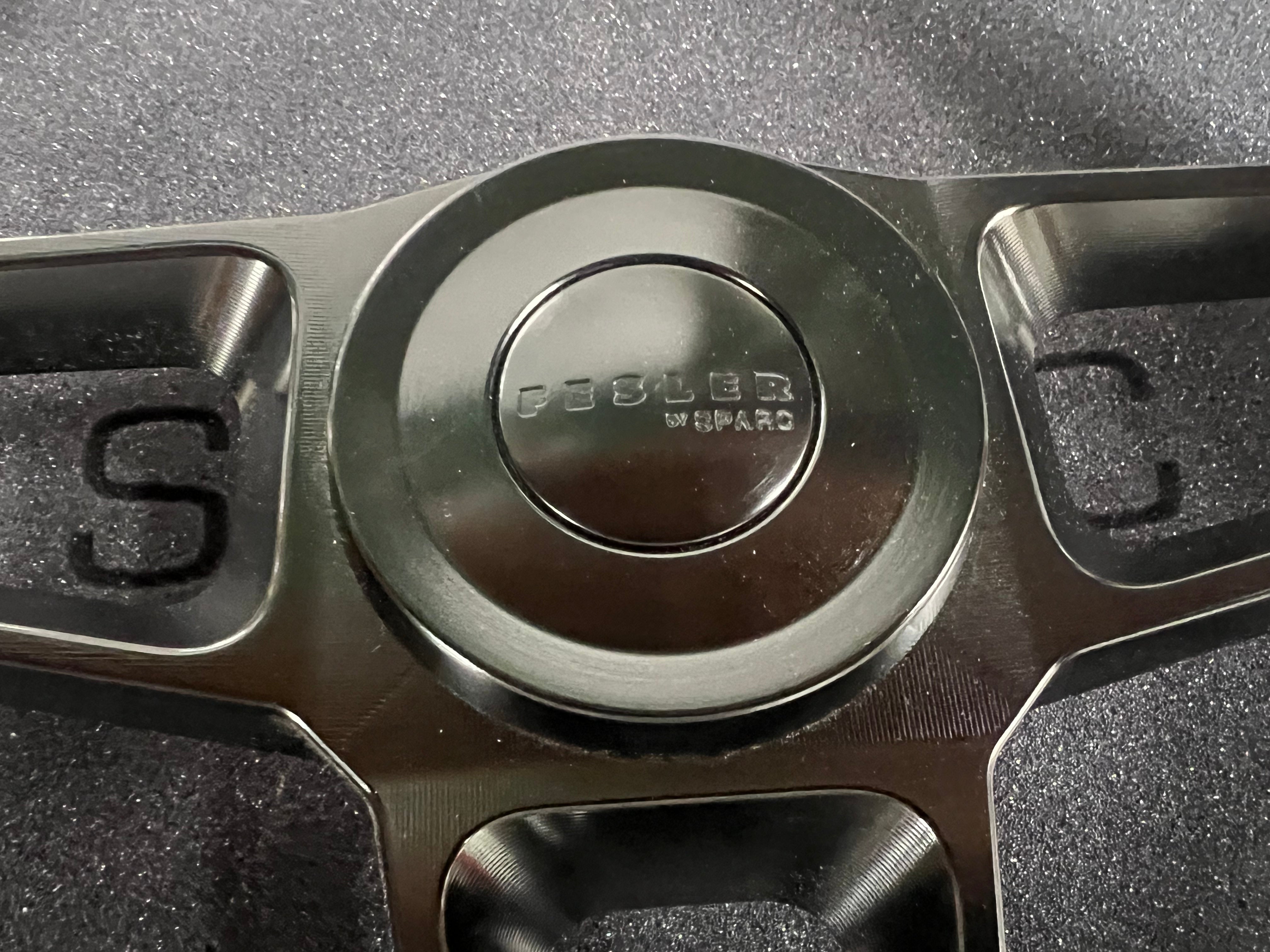 SPARC INDUSTRIES FLUX STEERING WHEEL