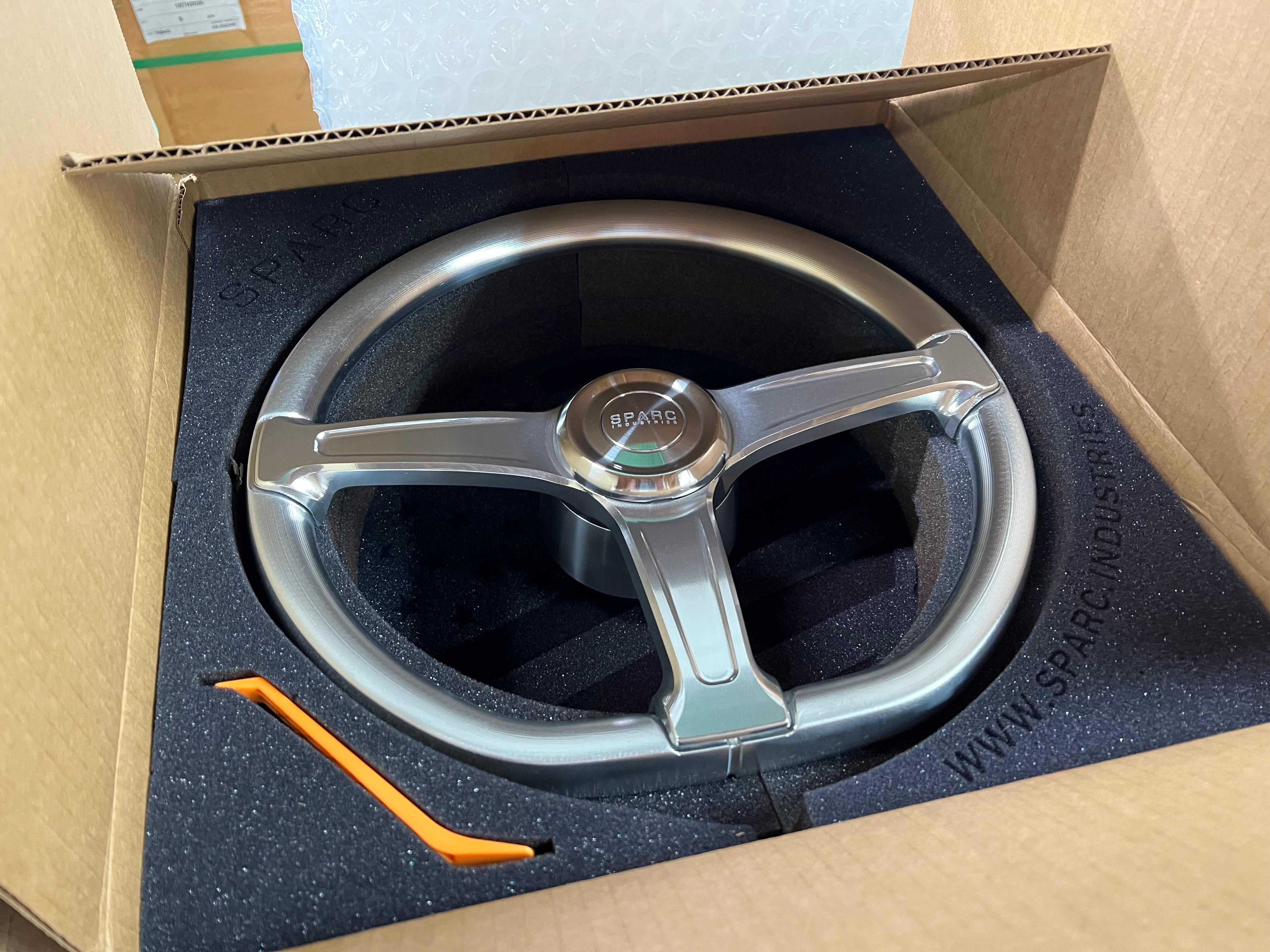 SPARC INDUSTRIES GT STEERING WHEEL