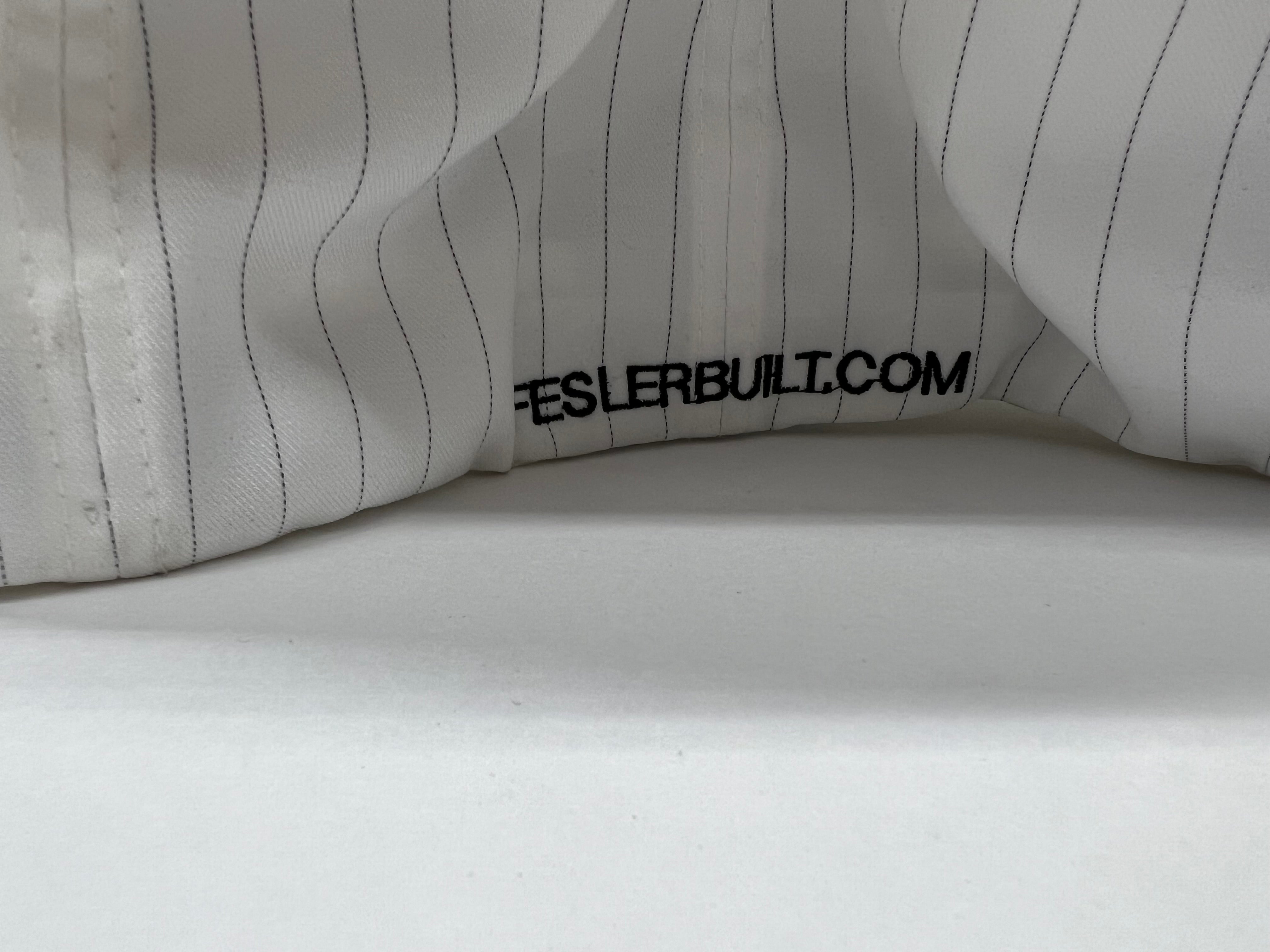 FESLER BUILT FLEXFIT WHITE/STRIPE HAT