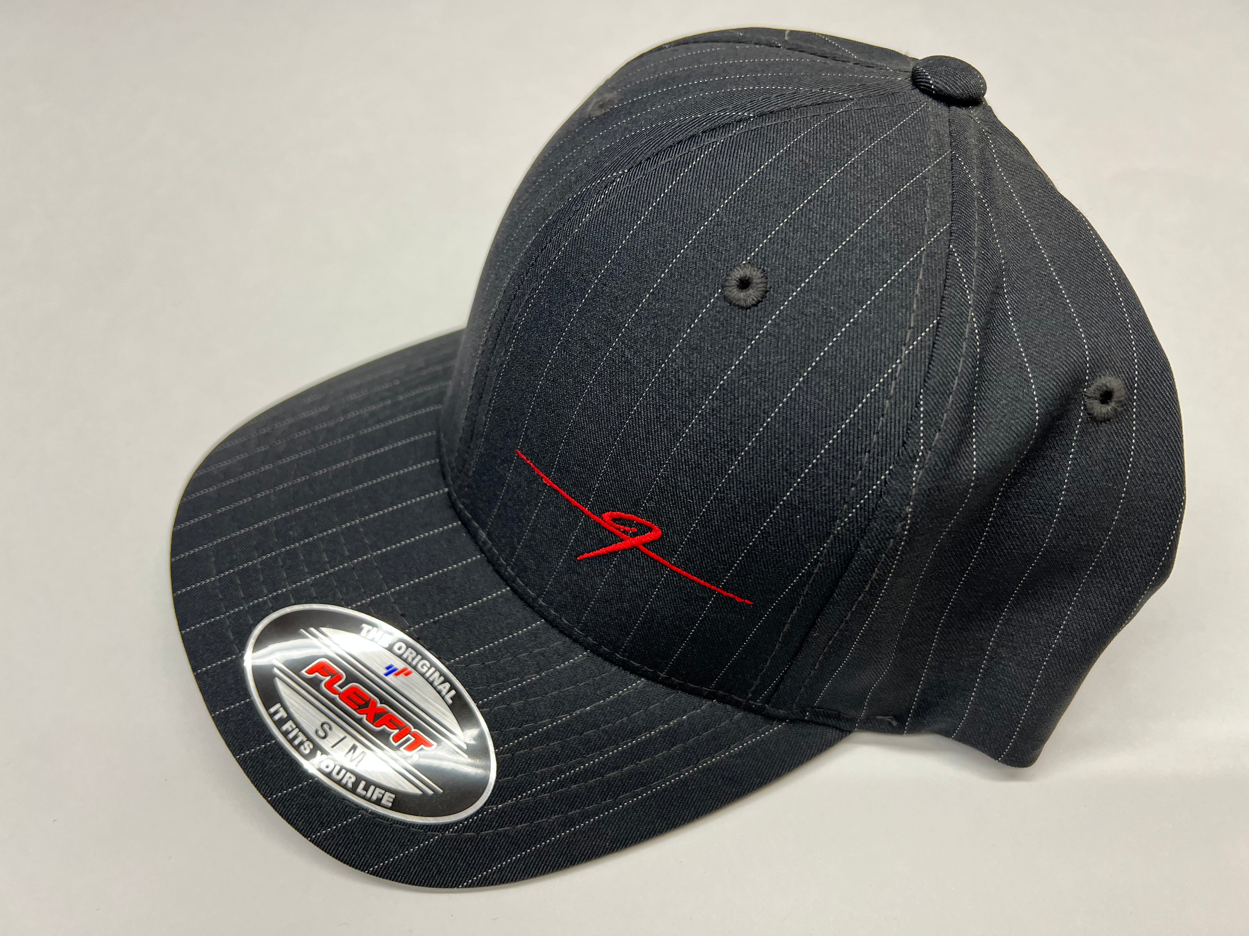 FESLER BUILT FLEXFIT BLACK/STRIPE HAT